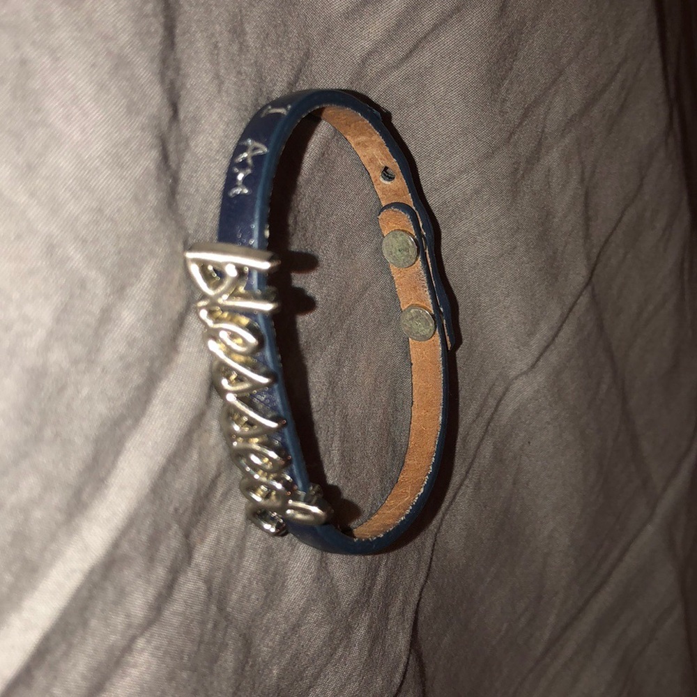 Bracelet